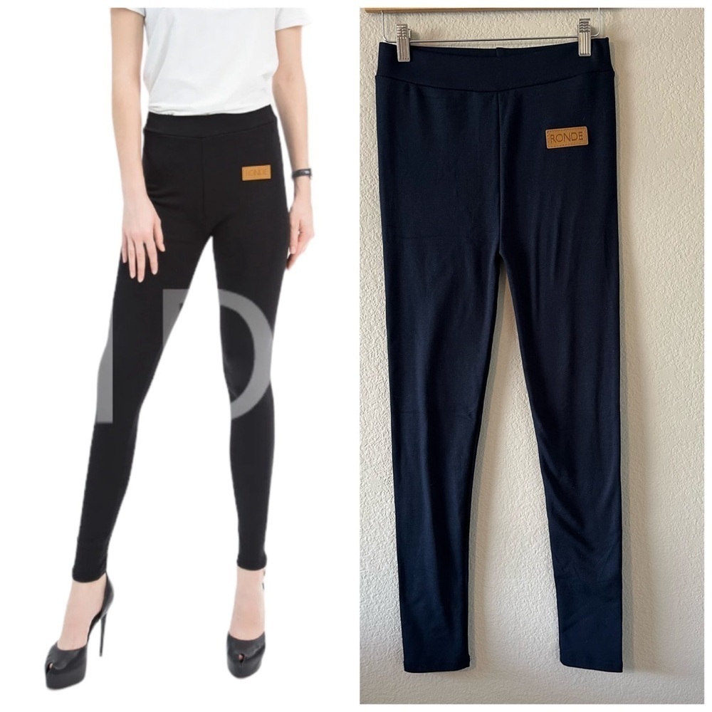 Ronde Navy Leggings Women’s Size Medium